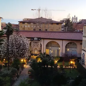  Oda ve Kahvaltı Casa Per Ferie Religiosa Figlie Di Nazareth